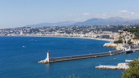 wheelchair accessible beaches in France