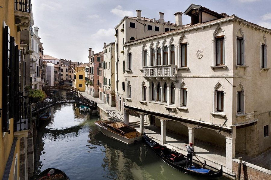 5 of the Best Wheelchair Accessible Hotels in Venice, Italy image 3